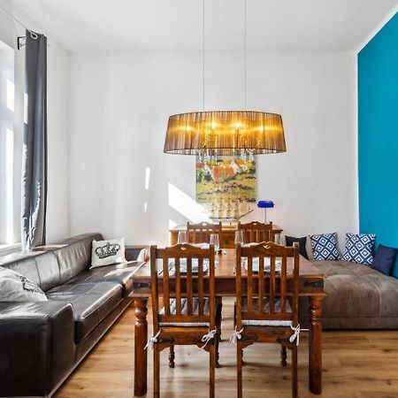 Kaiser-Wilhelms-Lodge With 90 Qm Wilhelmshaven Esterno foto